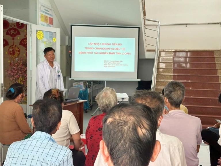 TỔ CHỨC SINH HOẠT CHUYÊN ĐỀ CHO BỆNH NHÂN COPD – HEN PHẾ QUẢN TỔ CHỨC SINH HOẠT CHUYÊN ĐỀ CHO BỆNH NHÂN COPD – HEN PHẾ QUẢN