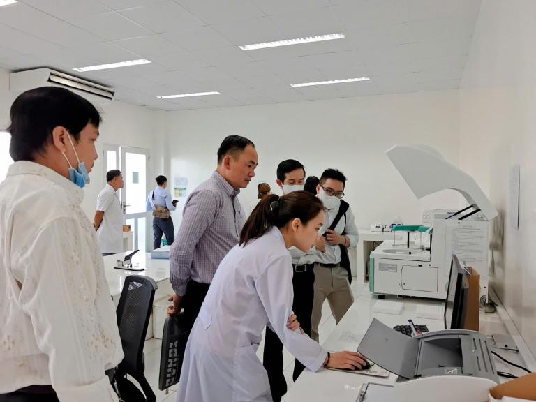 TIẾP ĐOÀN GIÁM SÁT CHẤT LƯỢNG XÉT NGHIỆM